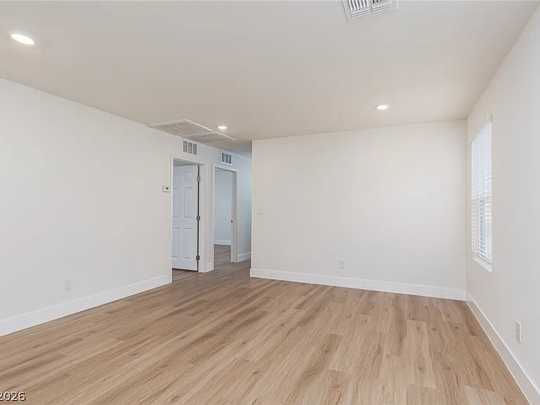9099 Nostrand Ave — Photo 10