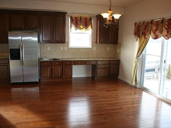 KITCHEN - NOOK - GREAT ROOM