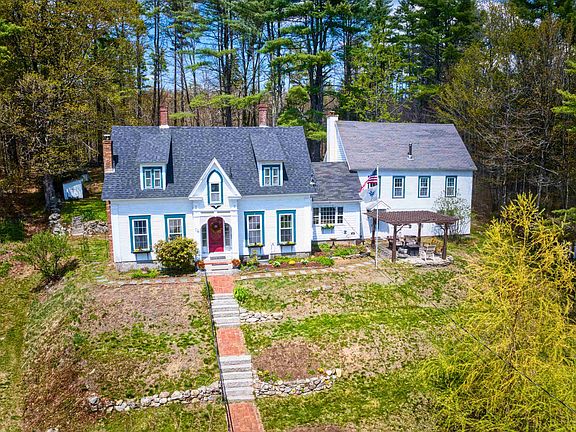 3rd image of 14 Grist Mill Street