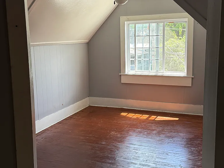915 Academy St #3 — Photo 4
