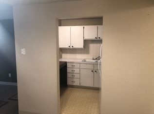 4734 Castlebar St NW APT 10, Canton, OH 44708