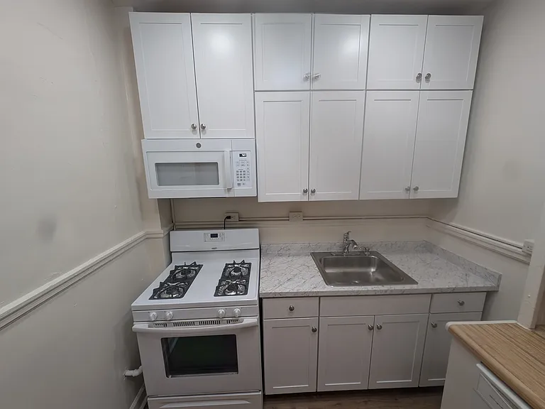 10 S Arthur Ashe Blvd #2 — Photo 12