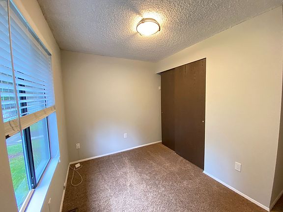 5th image of 26312 Timberlane Dr SE