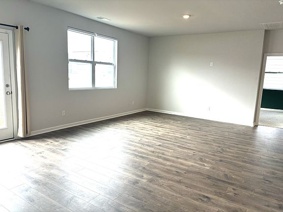 4th image of 1138 Barry Baker Ln