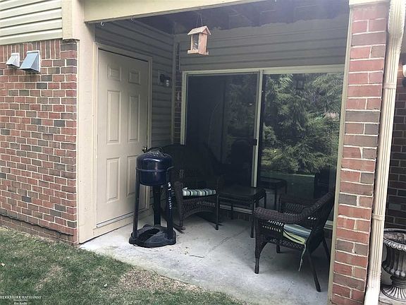 4th image of 55194 Westchester Dr