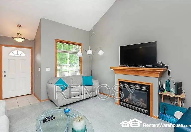 3799 Village Run Dr #307 — Photo 2
