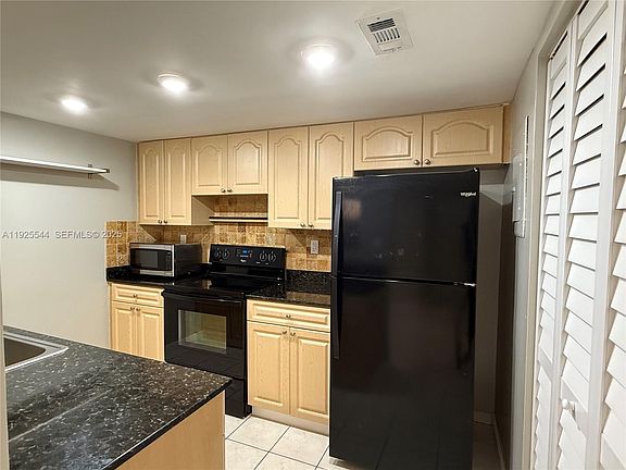 5th image of 8571 NW 3rd Ln #206