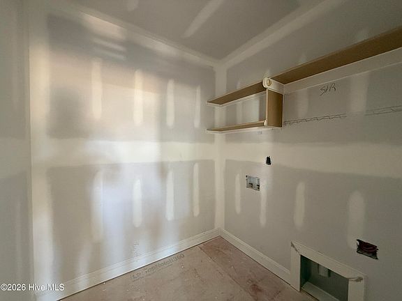 4th image of 12 Clio Court