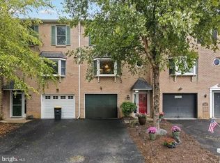 1885 Georgia Dr, Whitehall, PA 18052