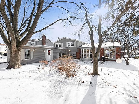 3rd image of 1706 S Chesterfield Dr