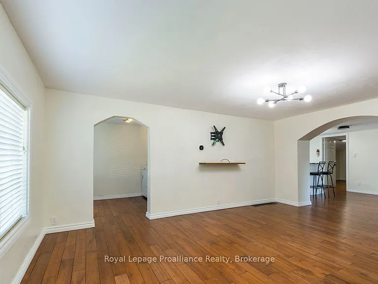 95 Grier St — Photo 6