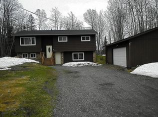 41690 Half Moon Beach Road, Chassell, MI 49916