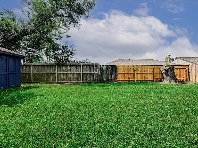 9842 Shell Rock Rd — Photo 27