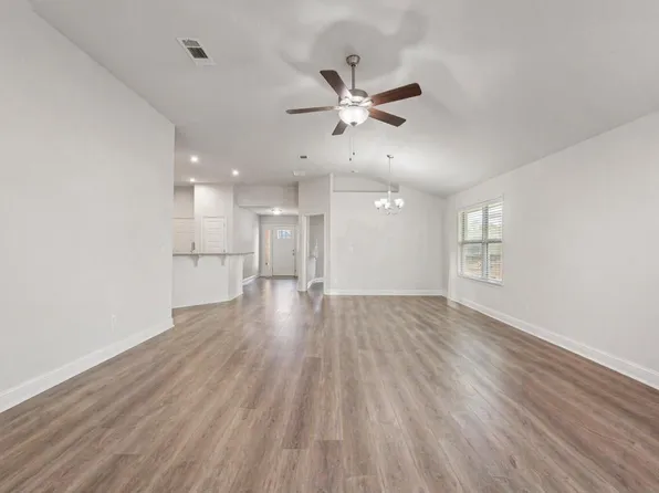 109 Ridgeway Cir, Crestview, FL 32536