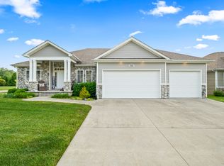 248 Westbrook Ct, Columbus, IN 47201