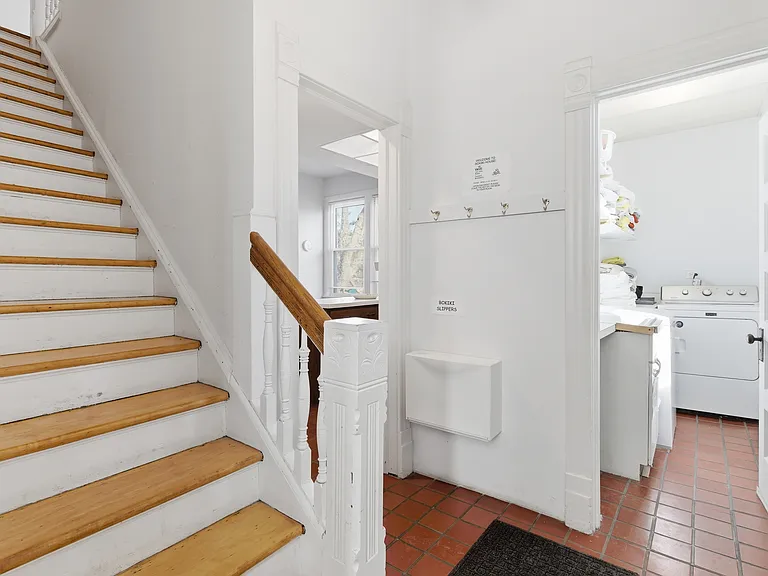 2001 Orrington Ave #2001 — Photo 14