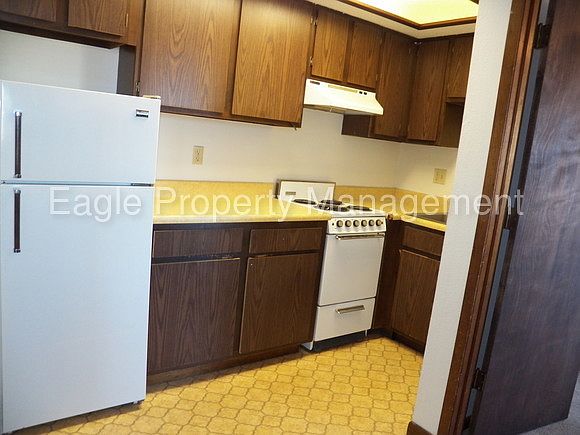 2nd image of 137 29th Street Dr SE