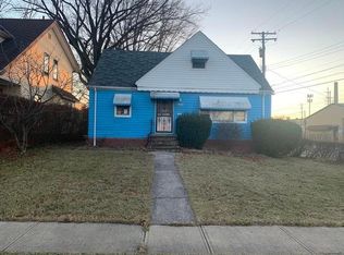 1636 Cliffview Rd, Cleveland, OH 44112