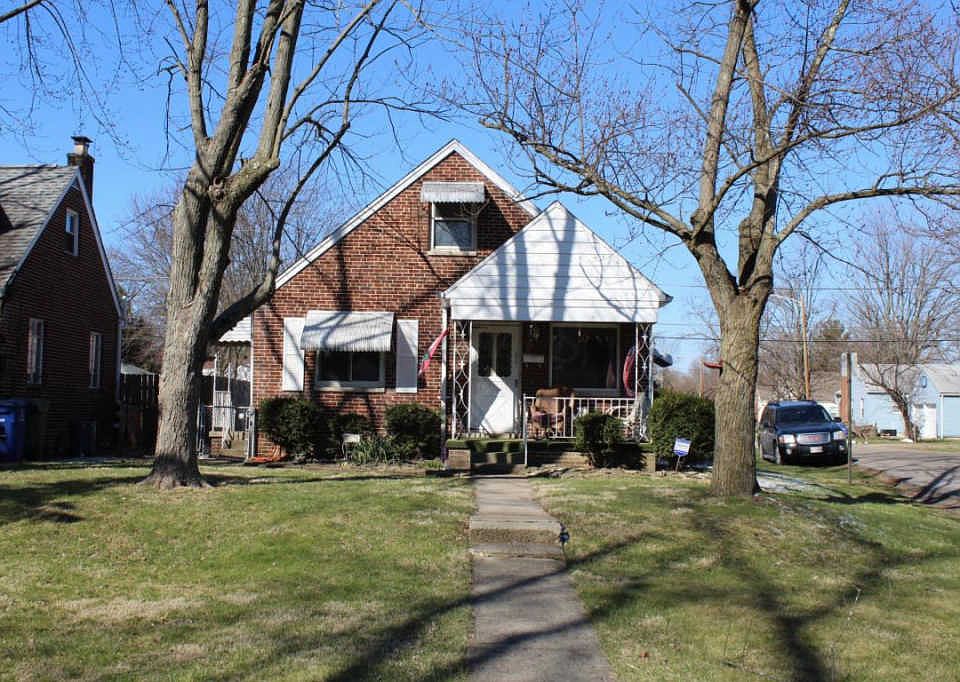 1st image of 3013 Dresden St