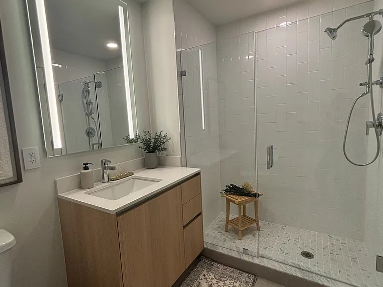 92 NW 29th St #587 — Photo 8