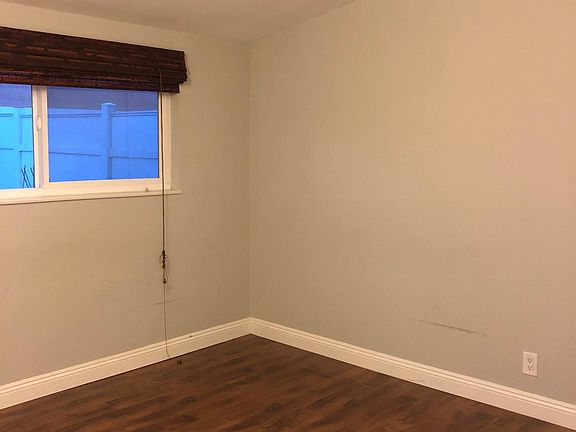 4th image of 269 Ogle St #A