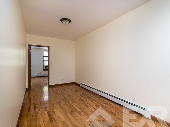 5th image of 359 Stockholm St #3RF