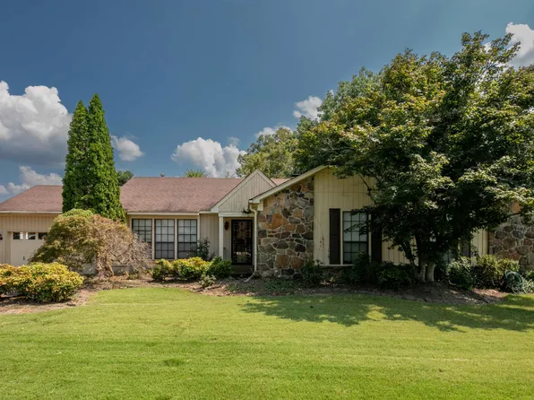 9693 Pine Point Dr, Arlington, TN 38002