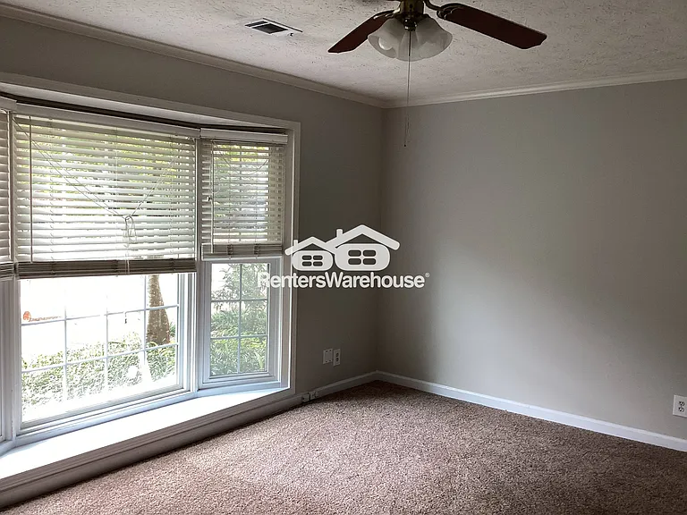 7908 Briar Villa Pl — Photo 8