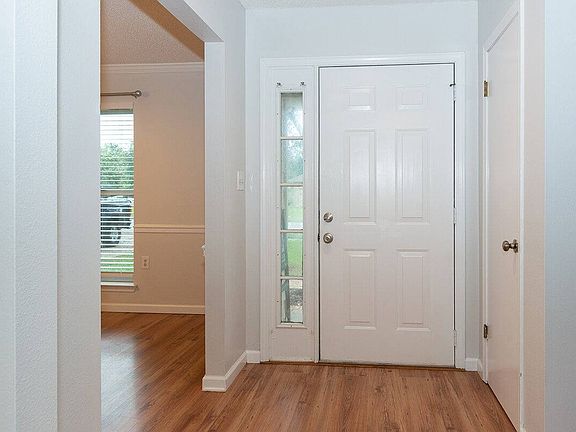 3rd image of 2225 Calle De Castelar