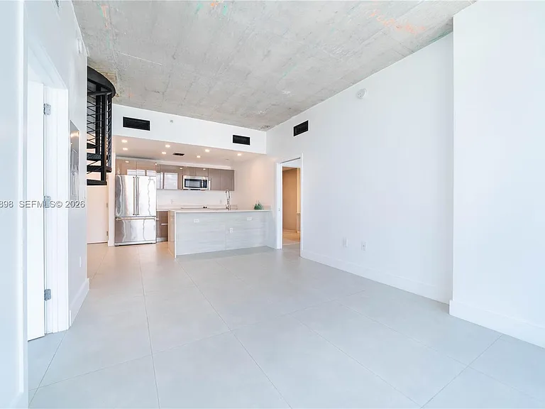 13800 Highland Dr #Penthouse 4 — Photo 7