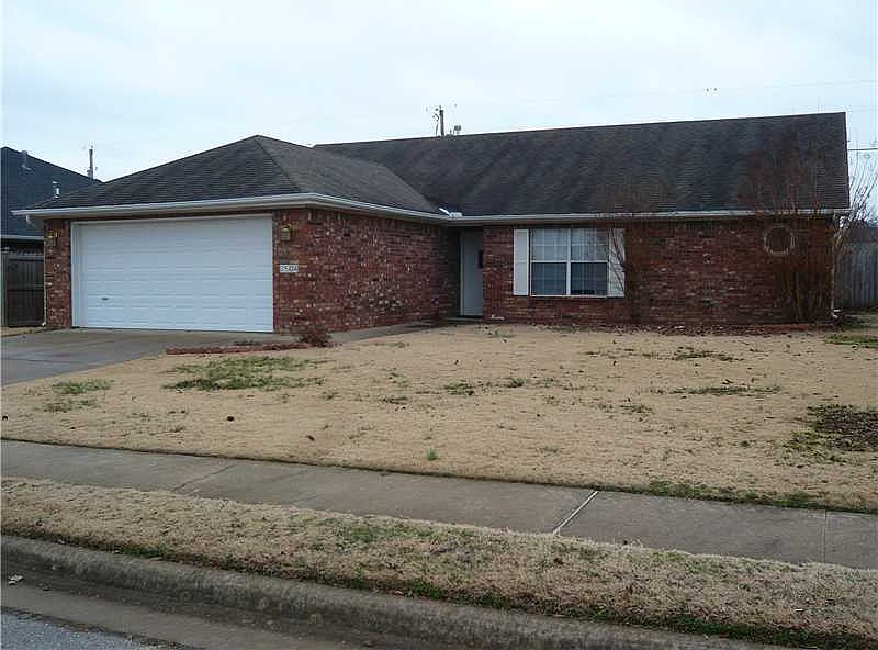 1st image of 2504 W Seminole Dr