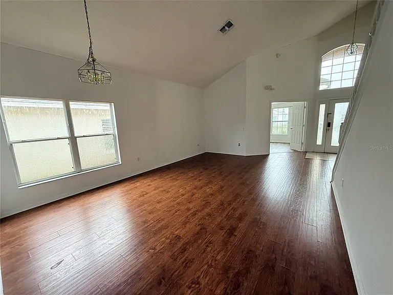 2918 Blooming Alamanda Loop — Photo 8