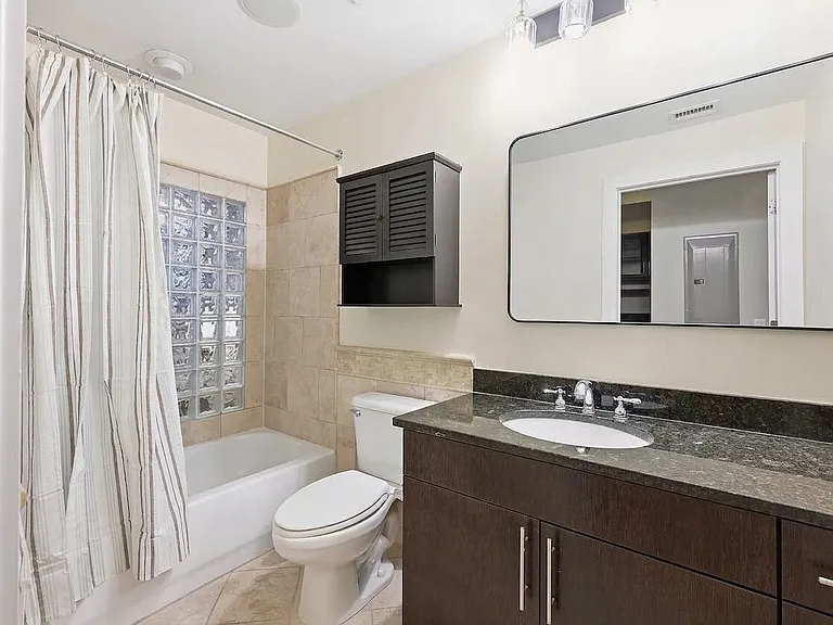 1390 Kenyon St NW #325 — Photo 14
