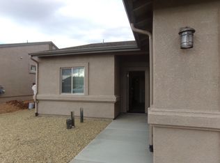 2976 N Yavapai Rd #B, Prescott Valley, AZ 86314