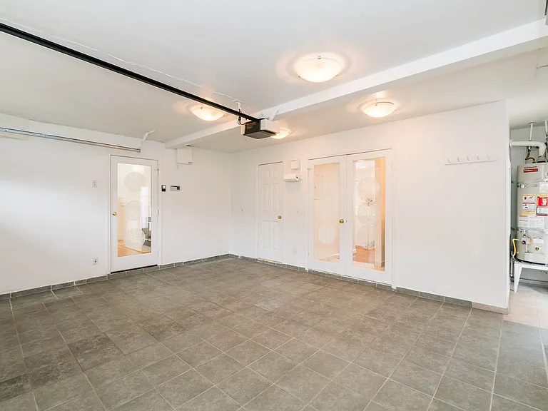 4248 Verdigris Cir — Photo 50
