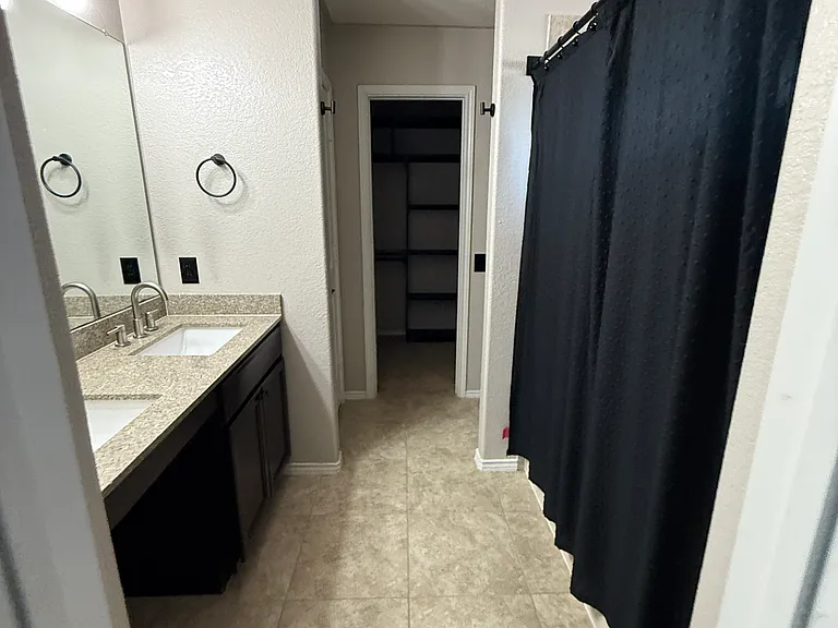 3516 Breckenridge Dr — Photo 3