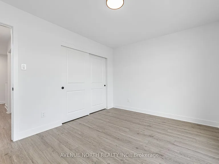 1055 Cedar Creek Dr #F — Photo 22