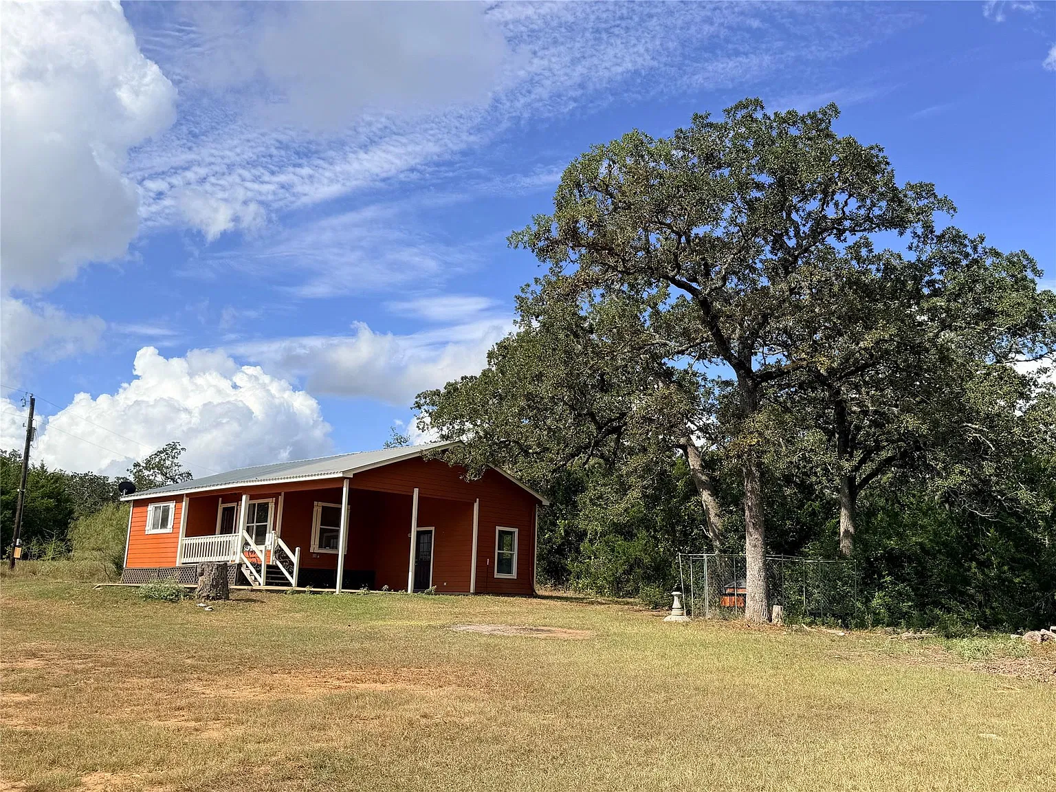 2 bed, 1.0 bath, 650 sqft, $2,000 — Photo 4
