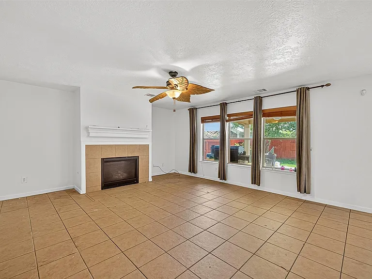 16547 Lanesborough Dr — Photo 8