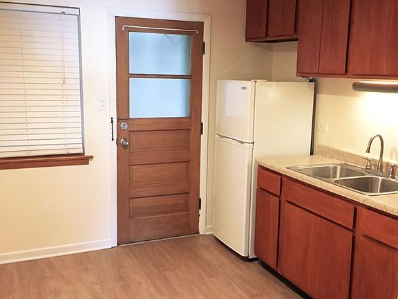2nd image of 4827 W 31st St