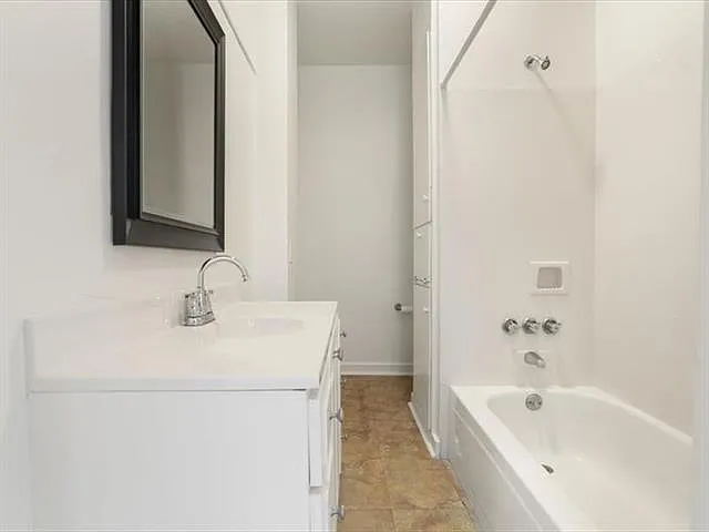 811 Decatur St #3 — Photo 9