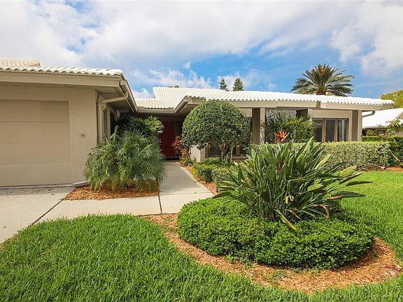 2nd image of 6140 Wilshire Cir #4