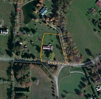 Birdseye view of lot.