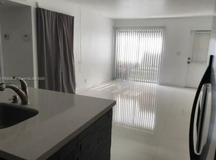 2661 Riverside Dr #3R, Pompano Beach, FL 33065