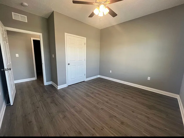 356 Hillview Mills Blvd — Photo 11