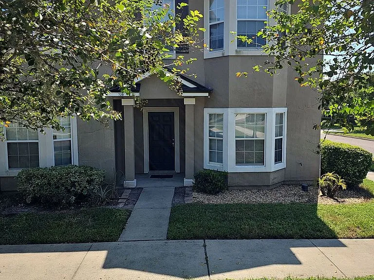 730 Wishing Way — Photo 1