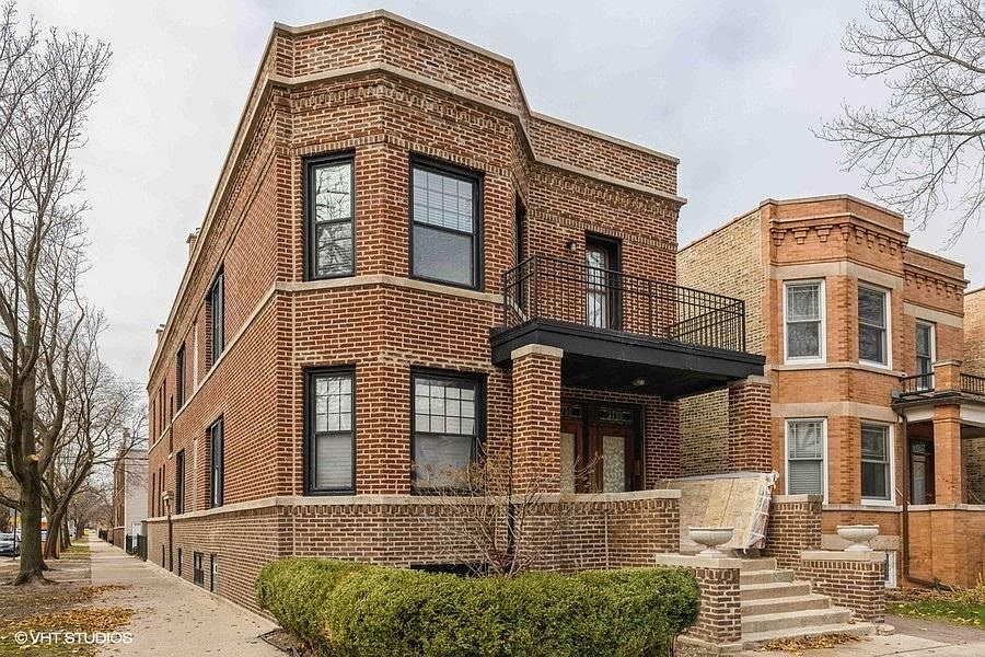 1st image of 2310 W Cornelia Ave #1REAR