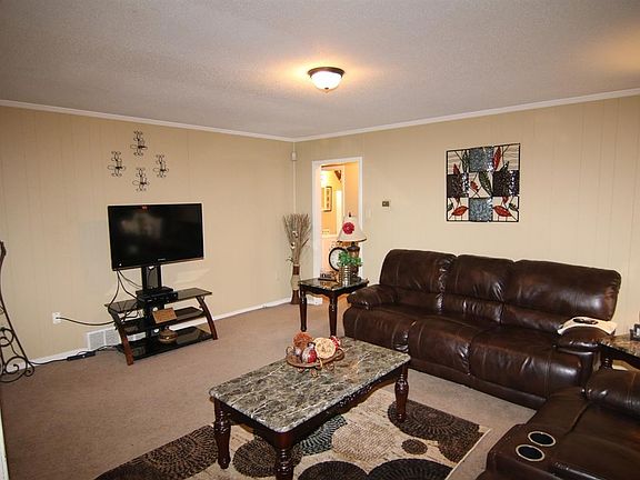 4th image of 4949 Boeingshire Dr