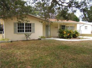 11490 Ridge Rd, Seminole, FL 33778