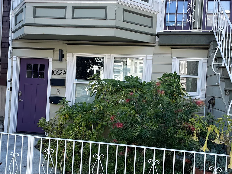 1062 Sanchez St #B — Photo 13